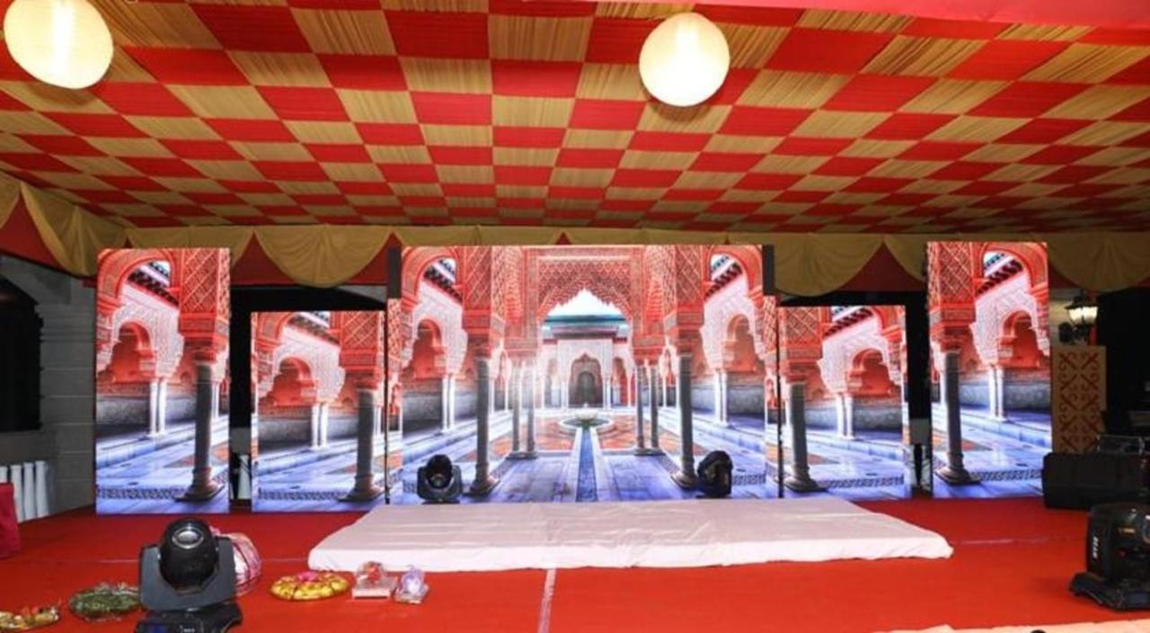 Hotel Atithi Guwahati Buitenkant foto