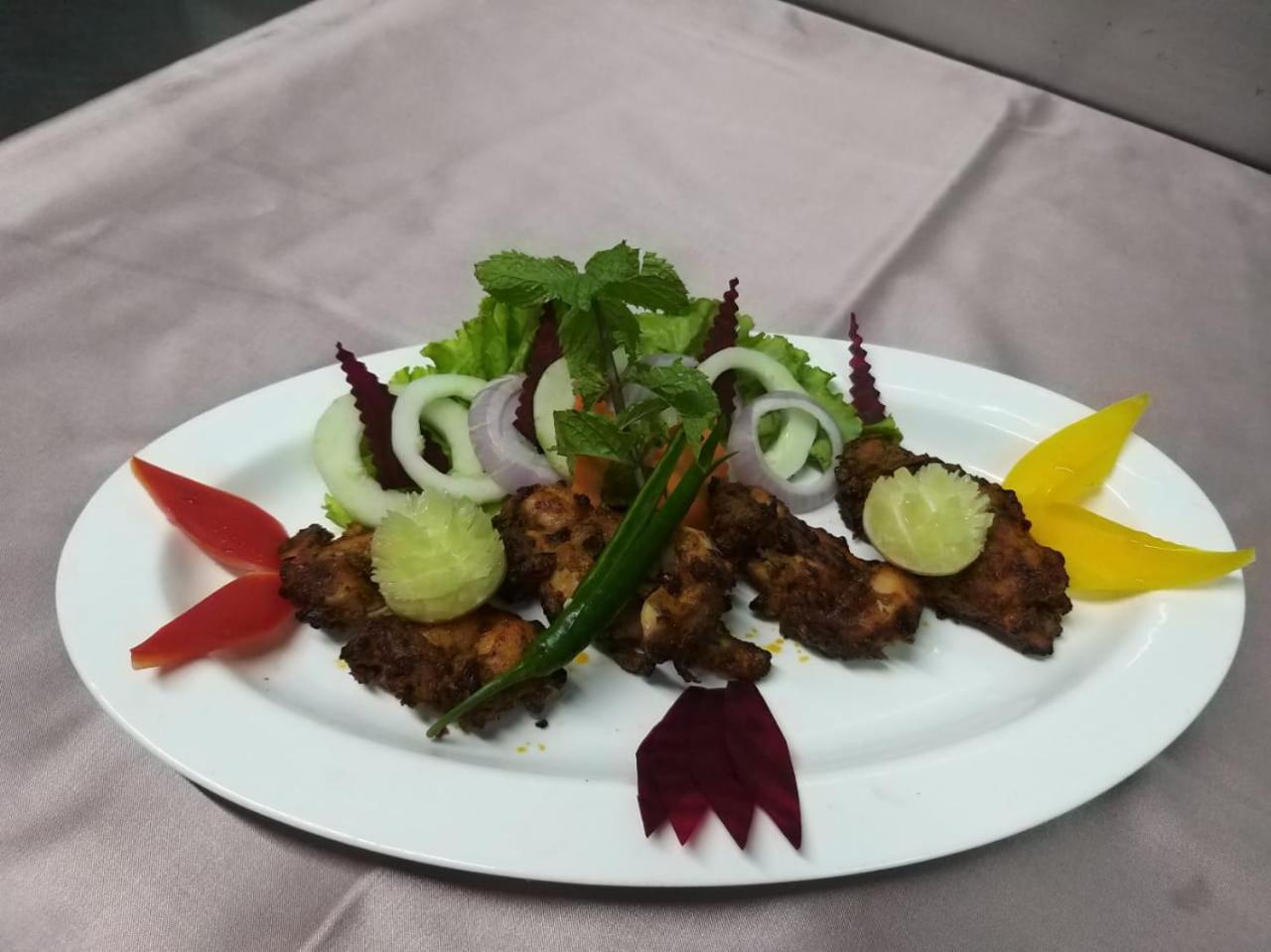 Hotel Atithi Guwahati Buitenkant foto